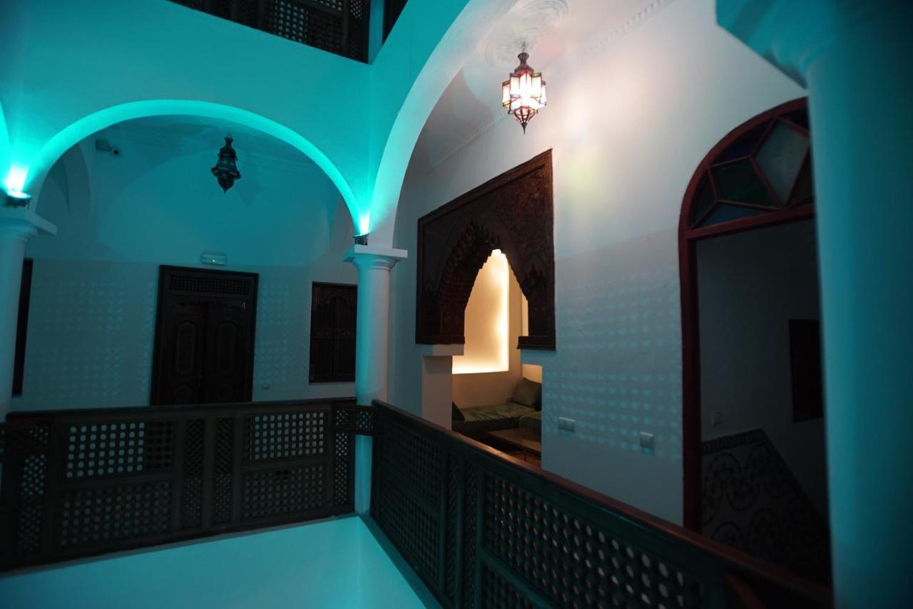 The Riad Hostel แทนเจียร์ ภายนอก รูปภาพ