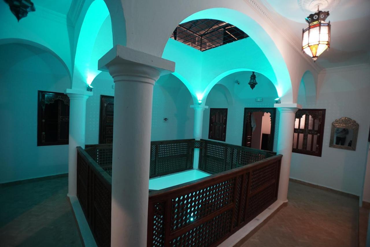 The Riad Hostel แทนเจียร์ ภายนอก รูปภาพ